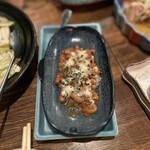 斬 - 塩辛ブルーチーズ焼き