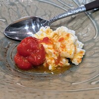 La Stalla - 出来立てのリコッタチーズがとても美味しいよ。最近はチーズを作る方が増えてきてますね。