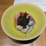 ベニヤンマ - 牛しゃぶと牡蠣　春菊のソース