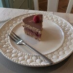 Bardon Organic Cafe - ラズベリーカカオの Raw ショートケーキ　734円