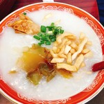 馬さんの店 龍仙 - 鶏肉粥770円