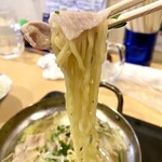 たこ焼き 次郎 - 旨塩ラーメン(麺リフト)