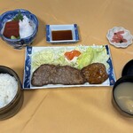 レストラン八白 - 八白Ｂ定食