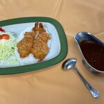 レストラン八白 - エビフライカレー
