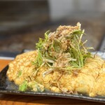 お好み焼き ふじや - 魅惑の「だし巻き卵」( 'ﾛ')/'ﾛ')/'ﾛ')/'ﾛ')/うまｰｰｲ!!!
      ぷるっとして、ふかふか
