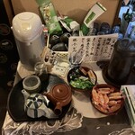 き乃川 - お茶とお水はセルフ