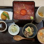 燗八 寛 - 至高のマグロ重②