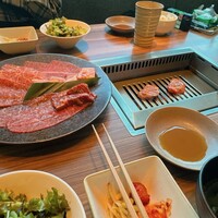 焼肉うしごろ 新宿三丁目店 - 