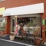 Okudo Toukyou - 中が見えているので入りやすいお店です。