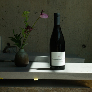 1000本を超えるワインセレクションからお好みの一杯を