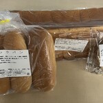 かまたのミカタ - ドックパン170円、3斤SH00Kパン180円、キャラメルマキ＠風キャラメル風味ウフ風パン