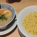 Marugen Ramen - 麺がダマになる