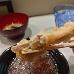 博多呑喰処 天から - これも味にコクがあり、
      噛み切りやすくて美味しい