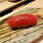 Sushi Uesaki - 鮪赤身(宮城県塩釜)