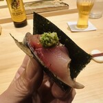 Sushi Uesaki - しめ鯖の生姜ネギ乗せ