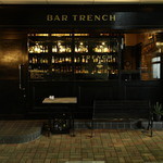 バー トレンチ - 