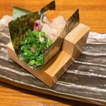 Nikunokubotaya - 手巻き肉寿司【生牡蠣】