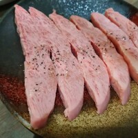焼肉家 KAZU 神楽坂 - アントニオカルビは圧巻
