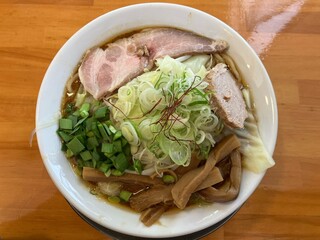 Menkyou Shouin - 【限定麺】豚くさくない味噌ラーメン(大)