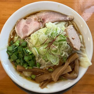 麺饗 松韻 - 料理写真:【限定麺】豚くさくない味噌ラーメン(大)