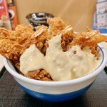 かつや - 海老マヨとチキンカツの合い盛り丼（期間限定）