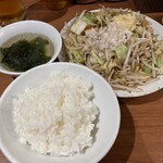 肉野菜炒め ベジ郎 池袋東口店 - 