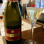 チエズ ワインバー - パイパーエドシックブリュット