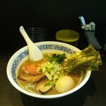 麺処 夏海 - 煮干豚骨特製ラーメン