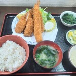 まる信 食堂 - 