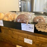 米男JAPAN - 店内ベーグル陳列