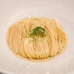 YAKITORI 燃 es - 鶏そば 低加水のぱつぱつ麺、お見事です