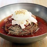 Local Cuisine of Gangwon Province: Makguksu (buckwheat bibim noodles)