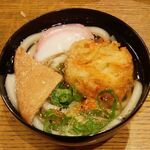 ディオ - 買った讃岐うどんを早速我が家で調理→沢山入ったミニ野菜かき揚げ をのせて食べたらおいしかった!(^^)!満足です (2024.02.09)