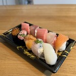 角上魚類 - 料理写真:10貫セット（中トロ入り）　¥1,300