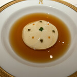 アピシウス - 雲丹とキャビアとコンソメのジュレ