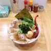 HITOIRO - 中華そば 醬油　煮玉子とチャーシューのトッピング