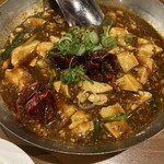 中華酒場 サモハン - 激辛麻婆豆腐