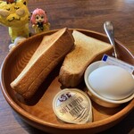 びっくりドンキー - プレーンとはいえ、これだけ付きます