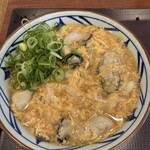 丸亀製麺 - 牡蠣たまうどん840円