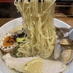 麺家　味勲拉 - 鶏と貝の塩らーめん