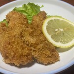 天心 - 牡蠣フライ880円(税込)