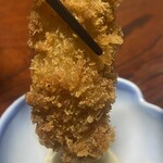 天心 - ジューシーな味わいの牡蠣フライです！