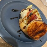 Txiki Plaka - シェーブルチーズとドライトマト・アーティチョーク