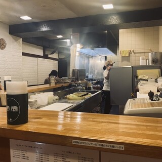 タイ屋台料理ヌードル&ライス TUKTUK_2