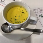バール トラットリア トムトム - サツマイモとカボチャのスープ