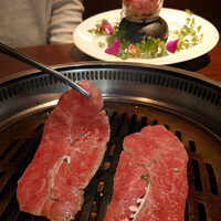 和牛焼肉 とびうし 飯田橋 - 和牛三種盛り