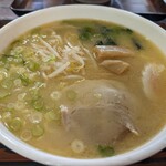 みなふく食堂 - 料理写真:みそラーメン（7のつく日は大盛無料）