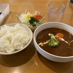 洋食の店 ジューシィ - 日替りランチ ビーフシチュー 900円