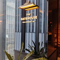 THE GATEHOUSE - 入口