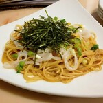 空の穴 - 生うにとイカ刺しの特製ウニソース